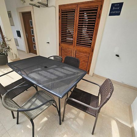 Apartmani Majic ماكارسكا المظهر الخارجي الصورة